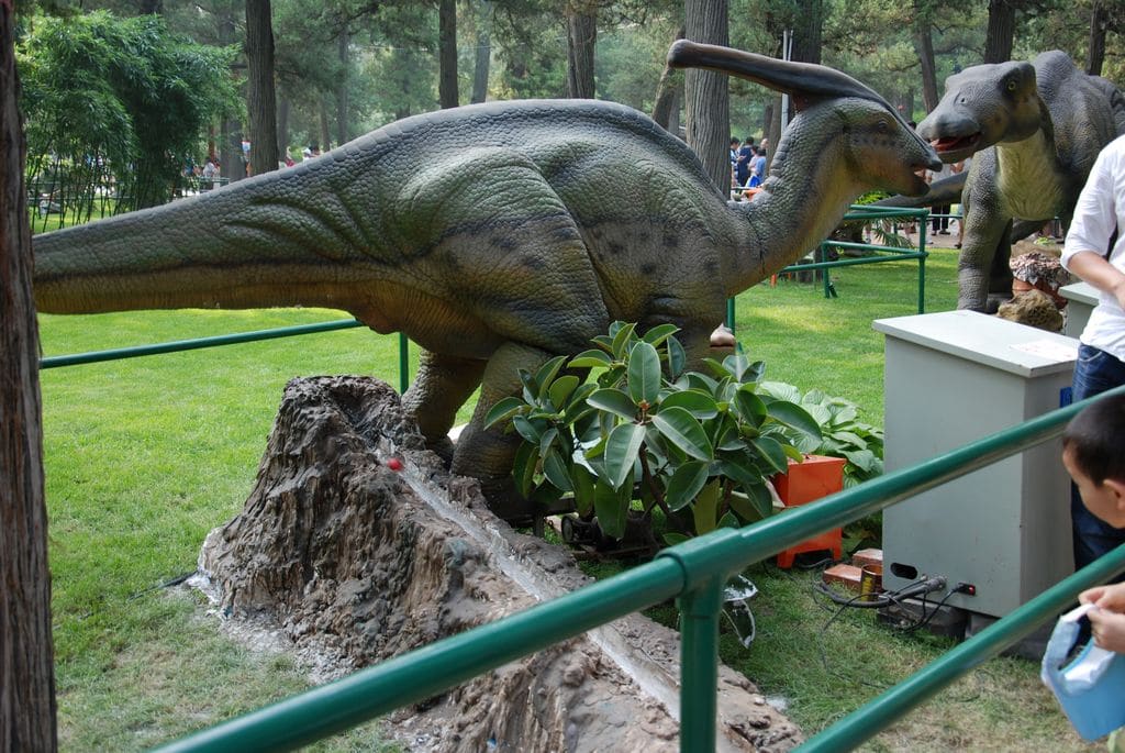 恐龙主题游乐场