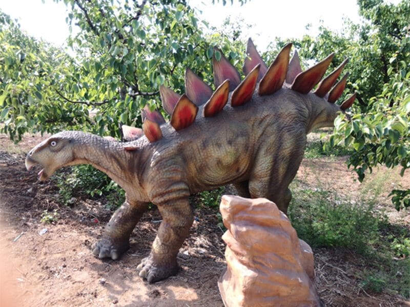 仿真恐龙在新加坡参加恐龙大复活
