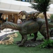 购物中心的仿真恐龙