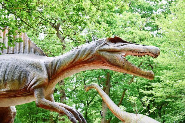 真人大小的仿真恐龙将出现在动物园虚拟事件中